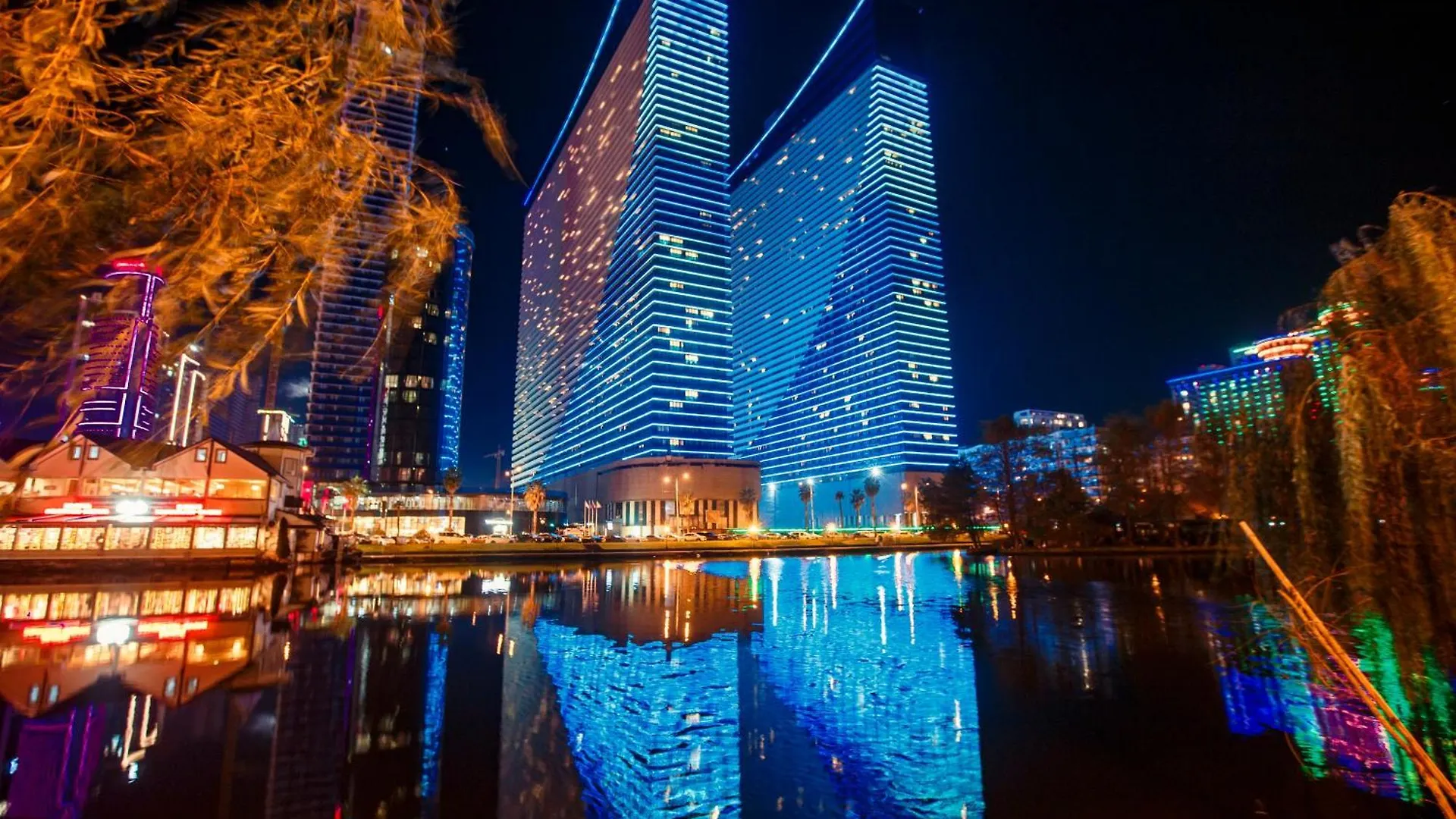 Orbi City Apartments In Batumi Center